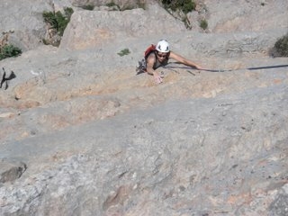  escalada en acantilados en Ariege 